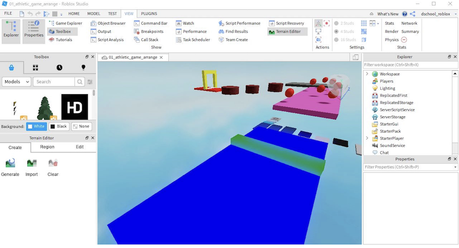 Robloxでのゲーム開発画面（Roblox Studio）